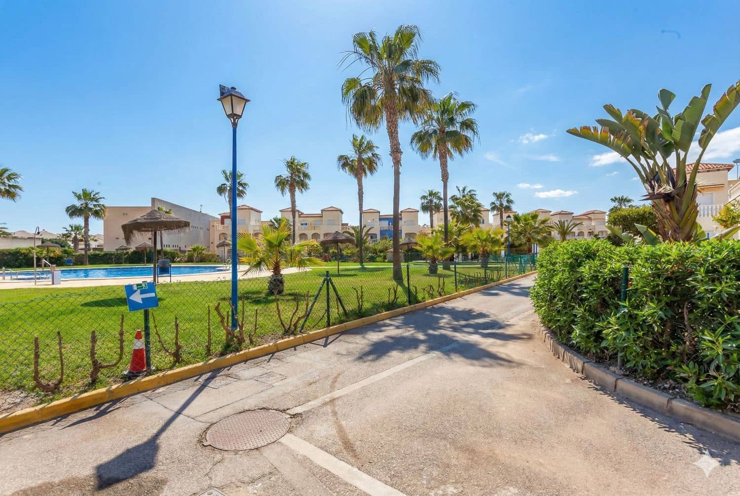 1 makuuhuone Huoneisto vuokrattavana paikassa Vera mukana uima-altaan 
autotalli - 650 € (Ref: 9770271)