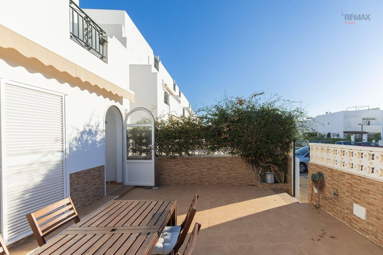 3 makuuhuone Omakotitalo myytävänä paikassa Vera mukana uima-altaan 
autotalli - 274 900 € (Ref: 9788077)