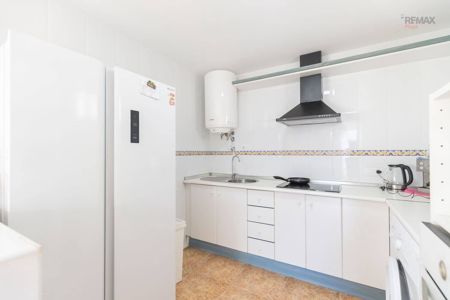 3 makuuhuone Omakotitalo myytävänä paikassa Vera mukana uima-altaan 
autotalli - 274 900 € (Ref: 9788077)