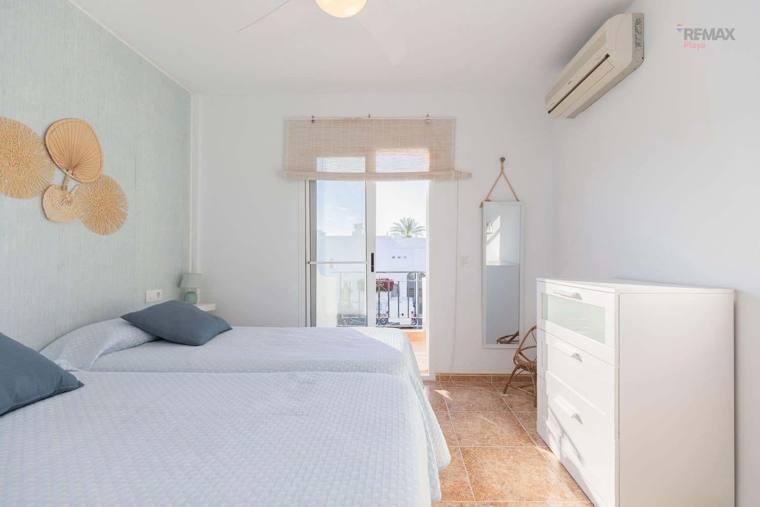 3 makuuhuone Omakotitalo myytävänä paikassa Vera mukana uima-altaan 
autotalli - 274 900 € (Ref: 9788077)