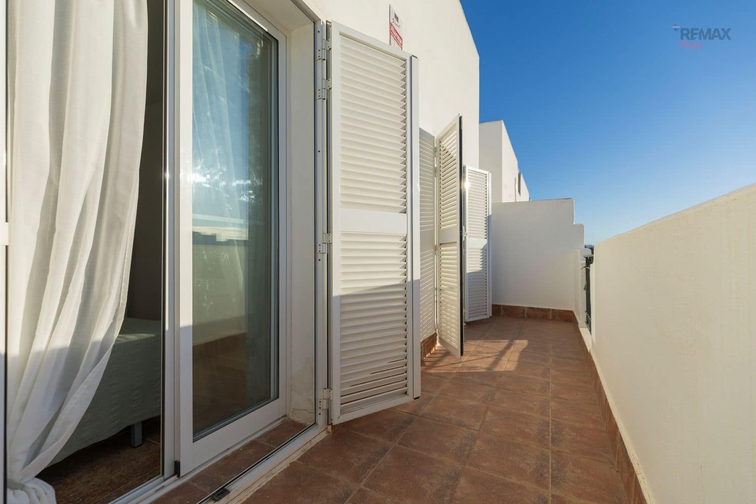 3 makuuhuone Omakotitalo myytävänä paikassa Vera mukana uima-altaan 
autotalli - 274 900 € (Ref: 9788077)