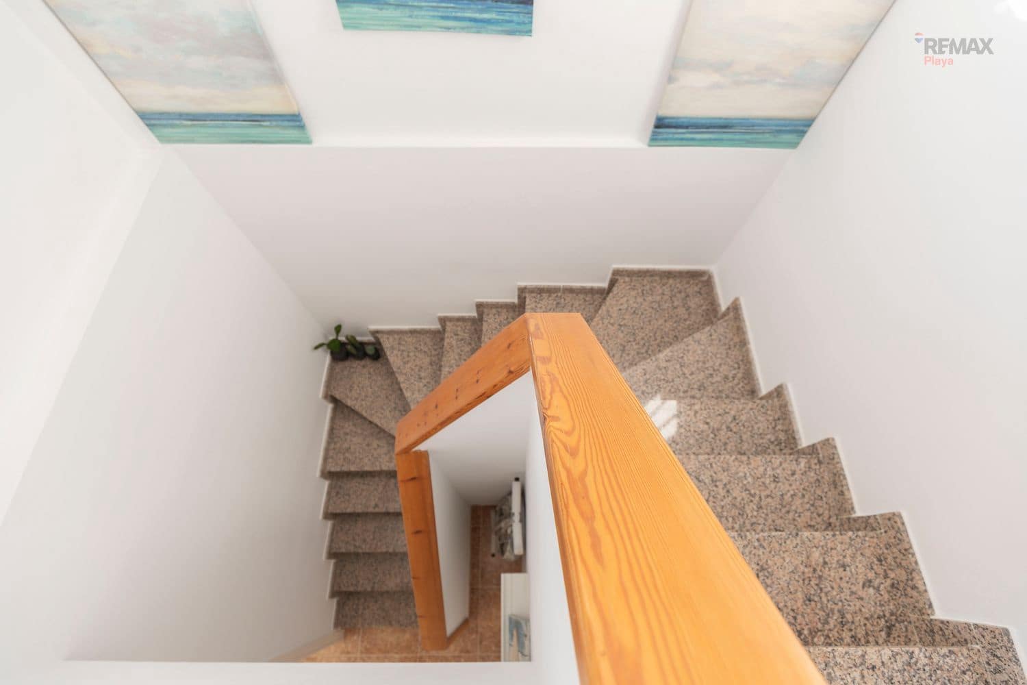 3 makuuhuone Omakotitalo myytävänä paikassa Vera mukana uima-altaan 
autotalli - 274 900 € (Ref: 9788077)