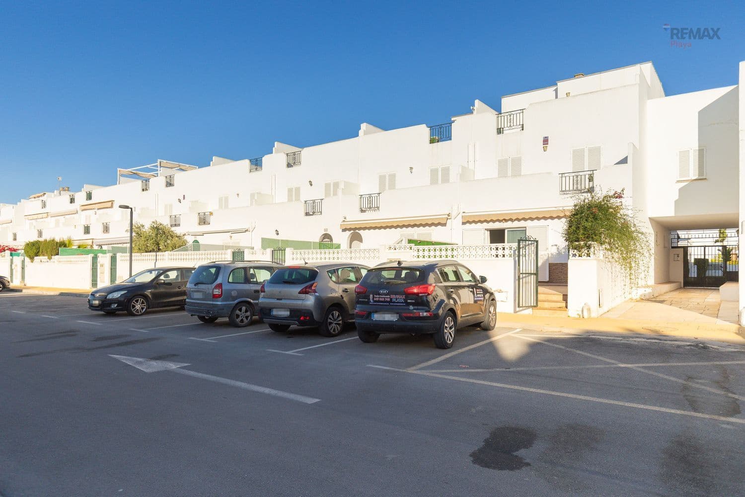 3 makuuhuone Omakotitalo myytävänä paikassa Vera mukana uima-altaan 
autotalli - 274 900 € (Ref: 9788077)