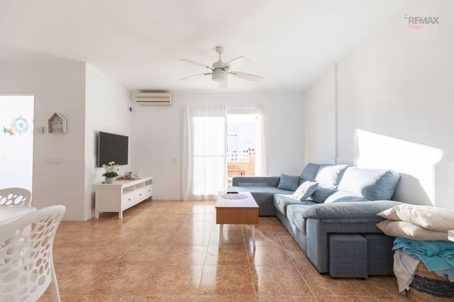 3 makuuhuone Omakotitalo myytävänä paikassa Las Marinas - Pueblo Laguna, Vera mukana uima-altaan 
autotalli - 274 900 € (Ref: 9788077)