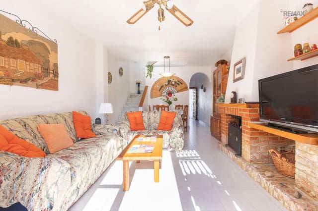 2 sypialnia Dom na sprzedaż w Las Marinas - Pueblo Laguna, Vera z basenem garażem - 229 000 € (Ref: 9793855)