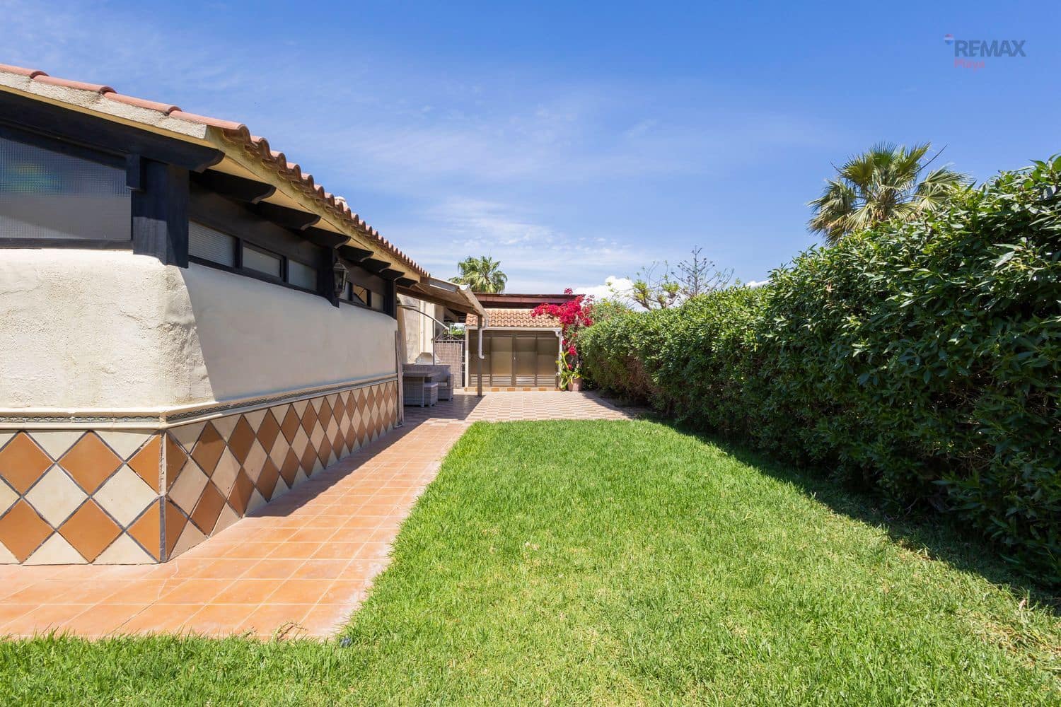 3 bedroom Villa for sale in Puerto del Rey with garage - € 535,000 (Ref: 9826134)