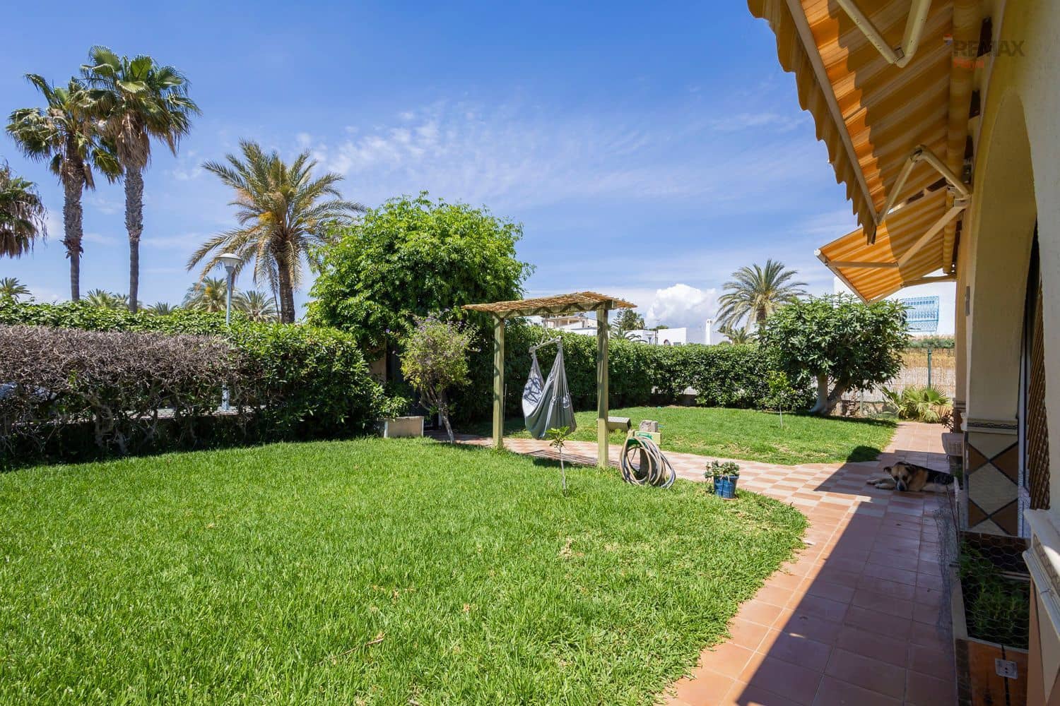 3 bedroom Villa for sale in Puerto del Rey with garage - € 535,000 (Ref: 9826134)