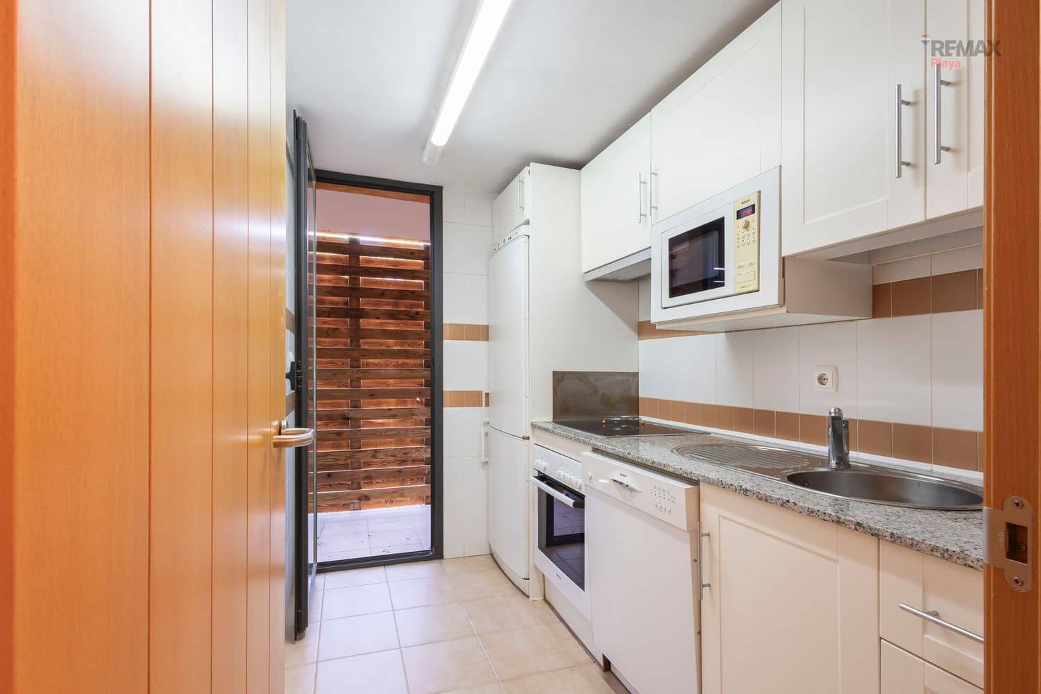 2 bedroom Apartment for rent in Vera with pool garage - € 850 (Ref: 9848988)