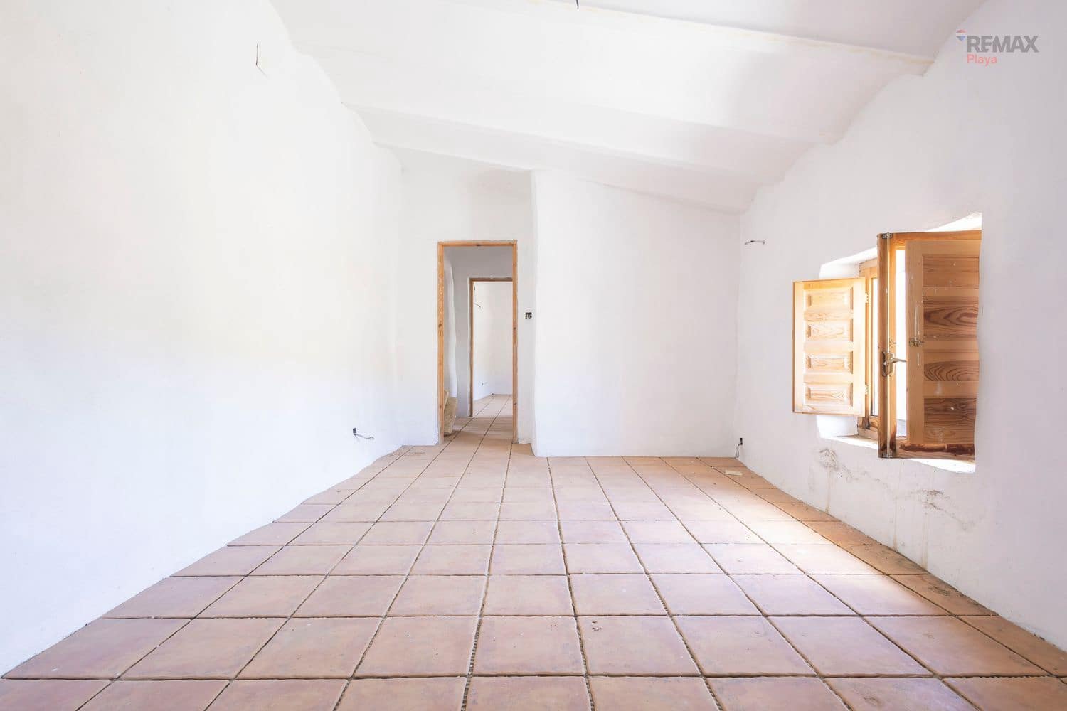 5 slaapkamer Finca/Landhuis te koop in Velez-Rubio met garage - € 89.000 (Ref: 9868077)
