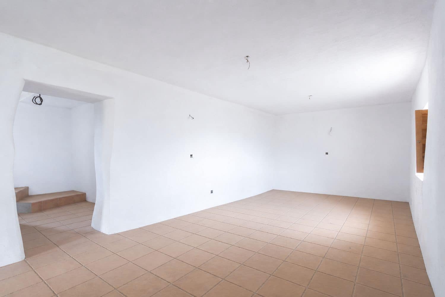 5 slaapkamer Finca/Landhuis te koop in Velez-Rubio met garage - € 89.000 (Ref: 9868077)