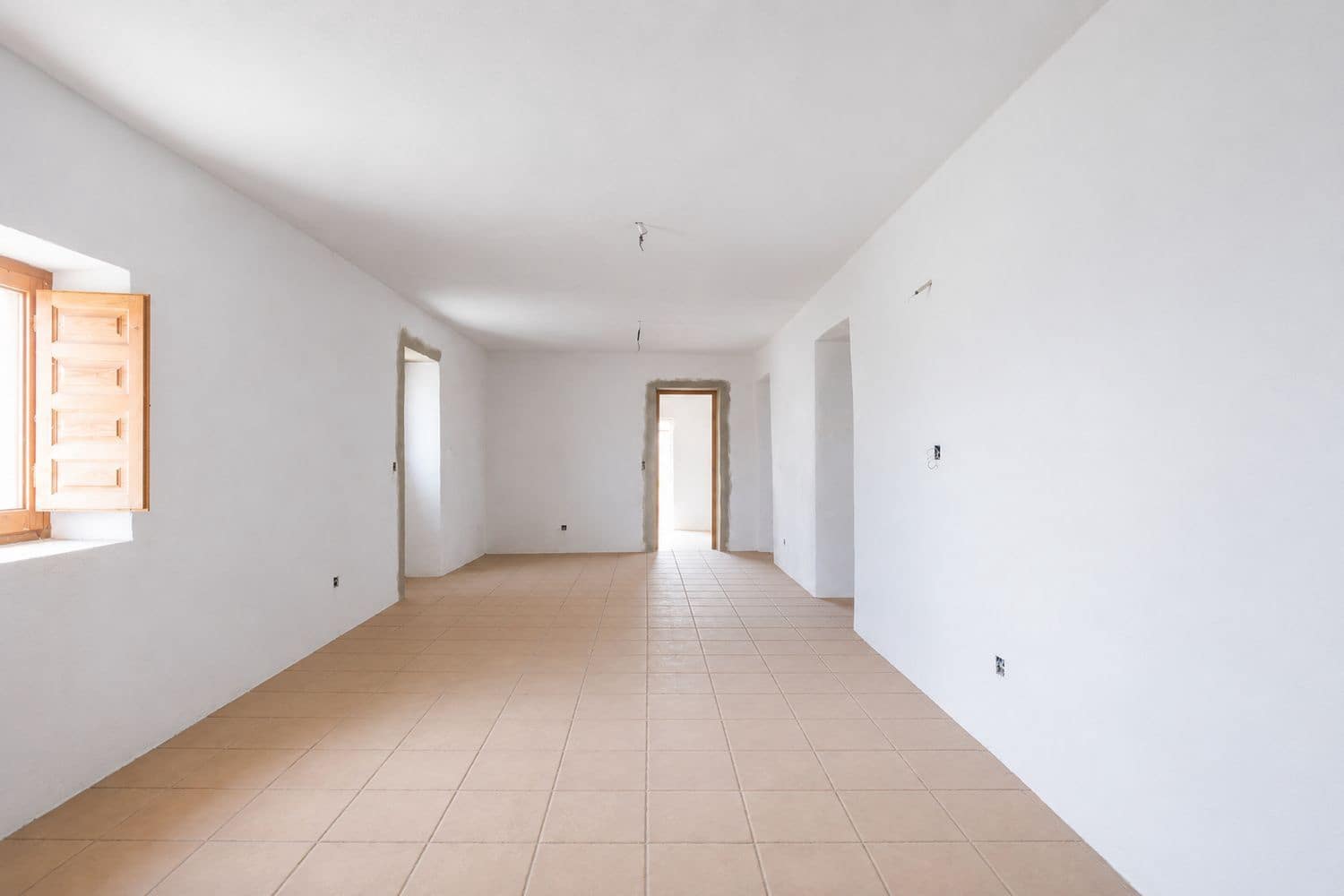 5 slaapkamer Finca/Landhuis te koop in Velez-Rubio met garage - € 89.000 (Ref: 9868077)