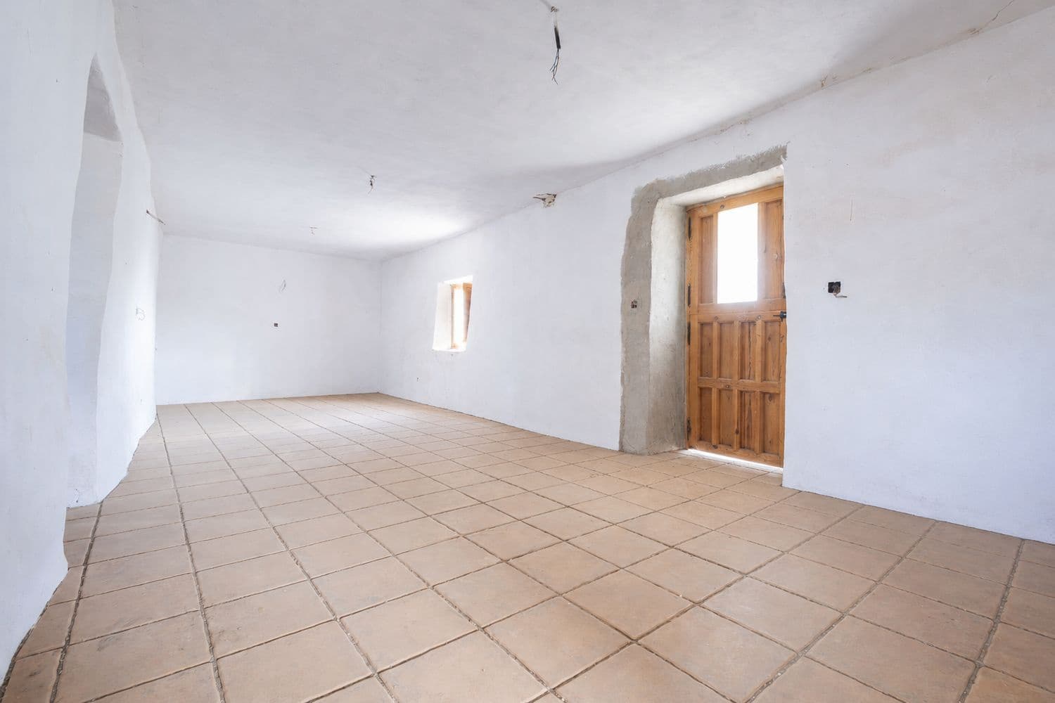 5 slaapkamer Finca/Landhuis te koop in Velez-Rubio met garage - € 89.000 (Ref: 9868077)