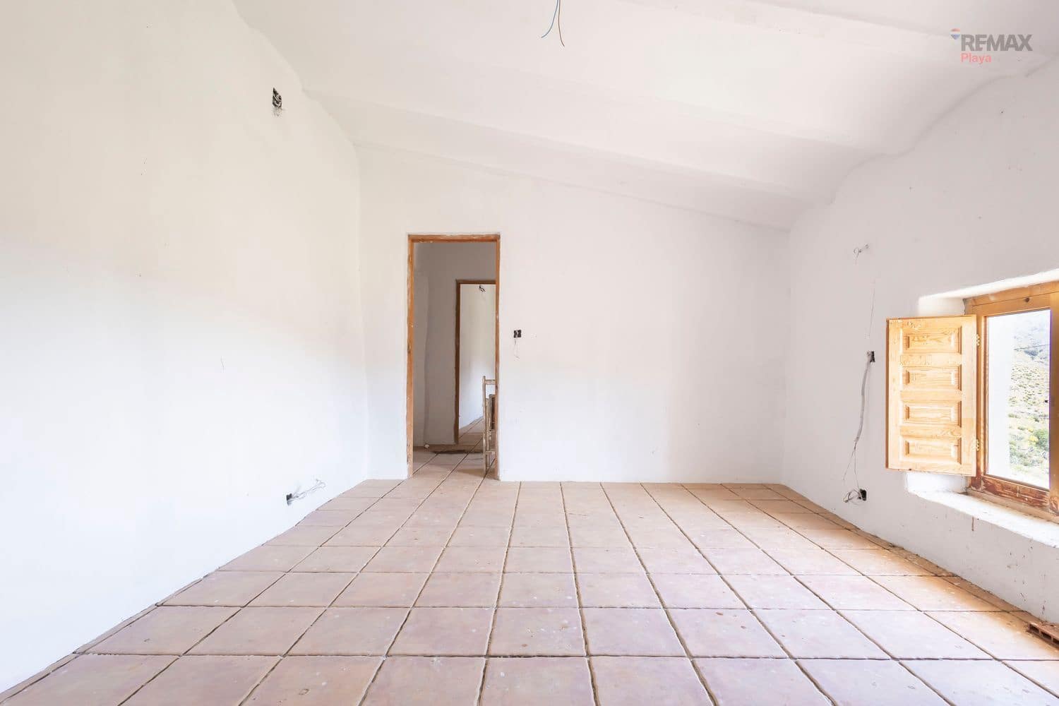 5 slaapkamer Finca/Landhuis te koop in Velez-Rubio met garage - € 89.000 (Ref: 9868077)