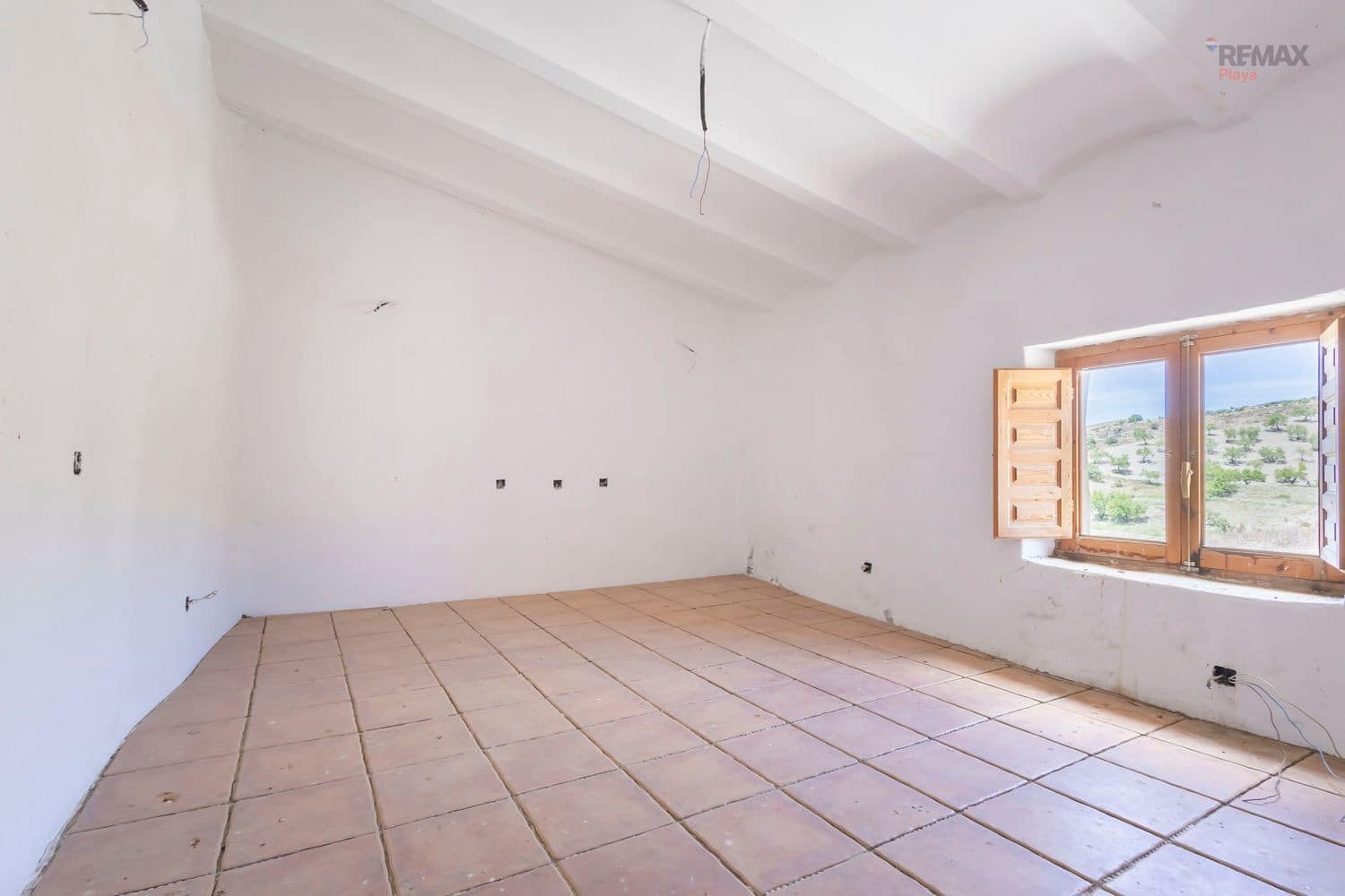 5 slaapkamer Finca/Landhuis te koop in Velez-Rubio met garage - € 89.000 (Ref: 9868077)