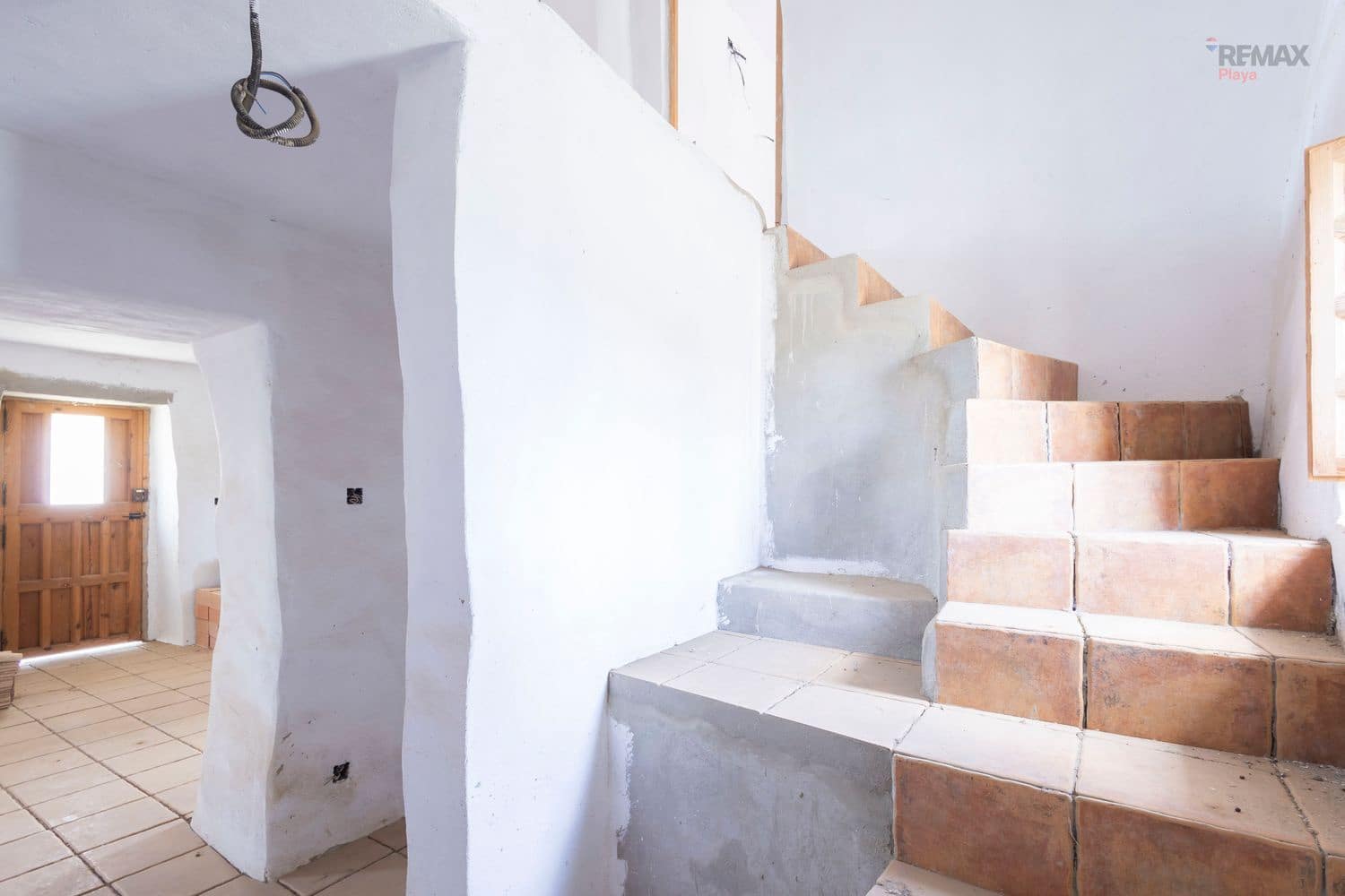 5 slaapkamer Finca/Landhuis te koop in Velez-Rubio met garage - € 89.000 (Ref: 9868077)