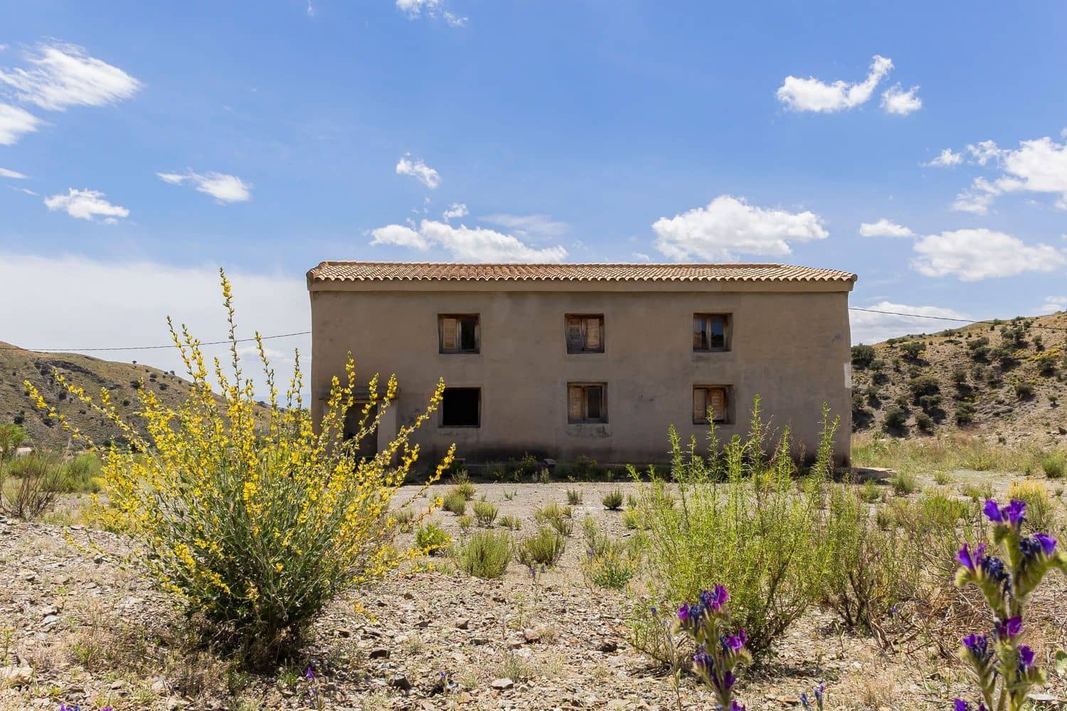 5 slaapkamer Finca/Landhuis te koop in Velez-Rubio met garage - € 89.000 (Ref: 9868077)