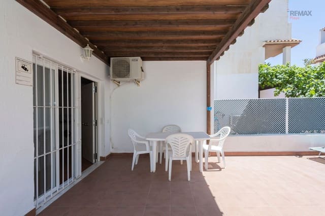 1 slaapkamer Appartement te koop in Vera Playa Naturista, Vera met zwembad garage - € 150.000 (Ref: 9889640)