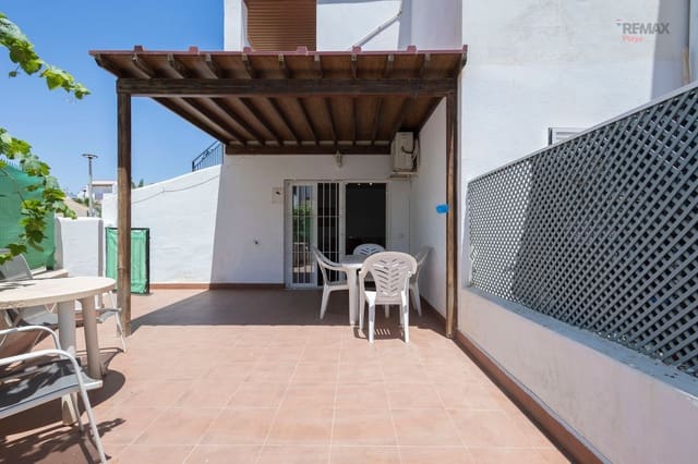 1 slaapkamer Appartement te koop in Vera Playa Naturista, Vera met zwembad garage - € 150.000 (Ref: 9889640)
