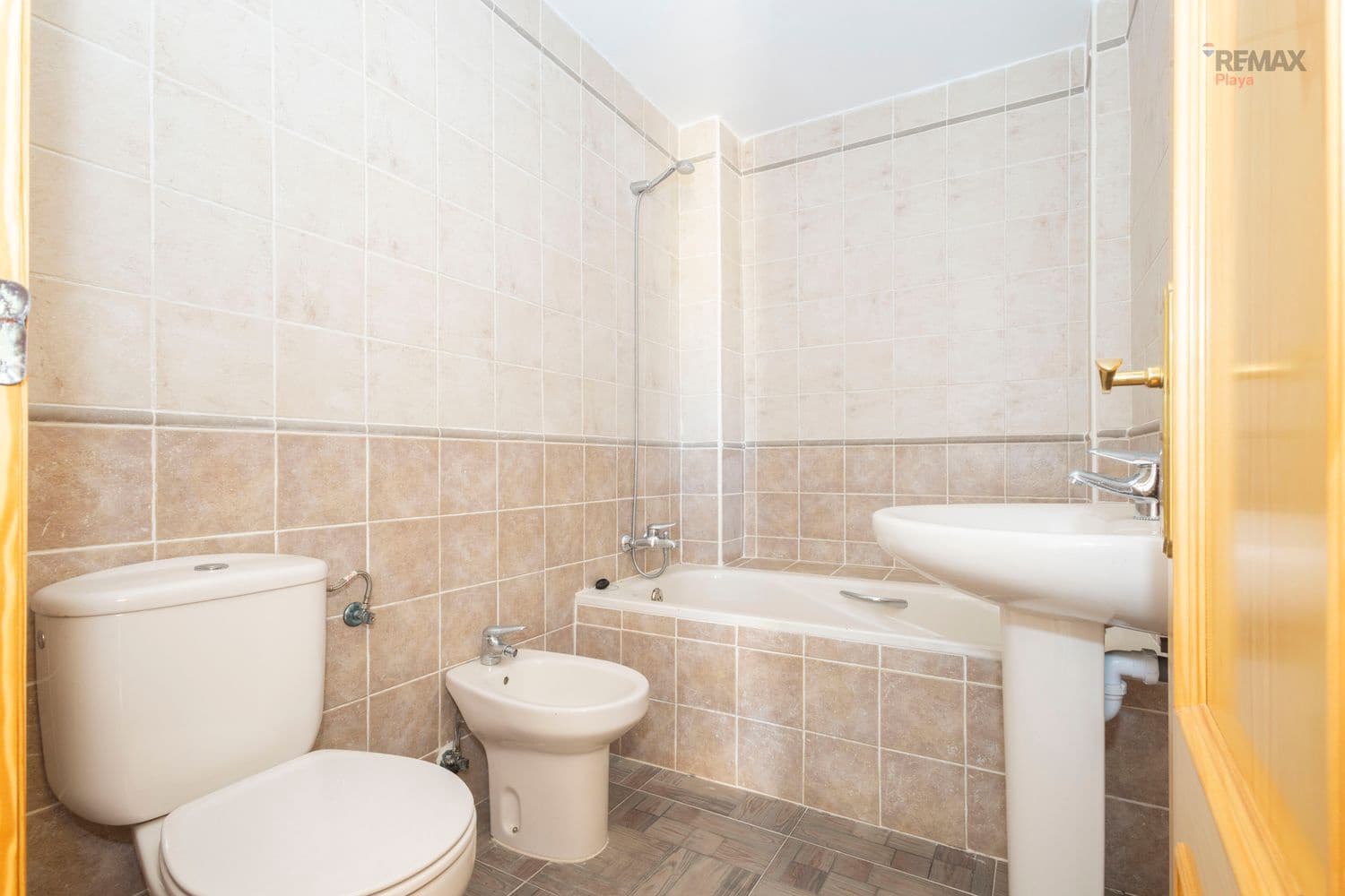 2 bedroom Apartment for sale in Palomares with pool garage - € 145,000 (Ref: 9889641)