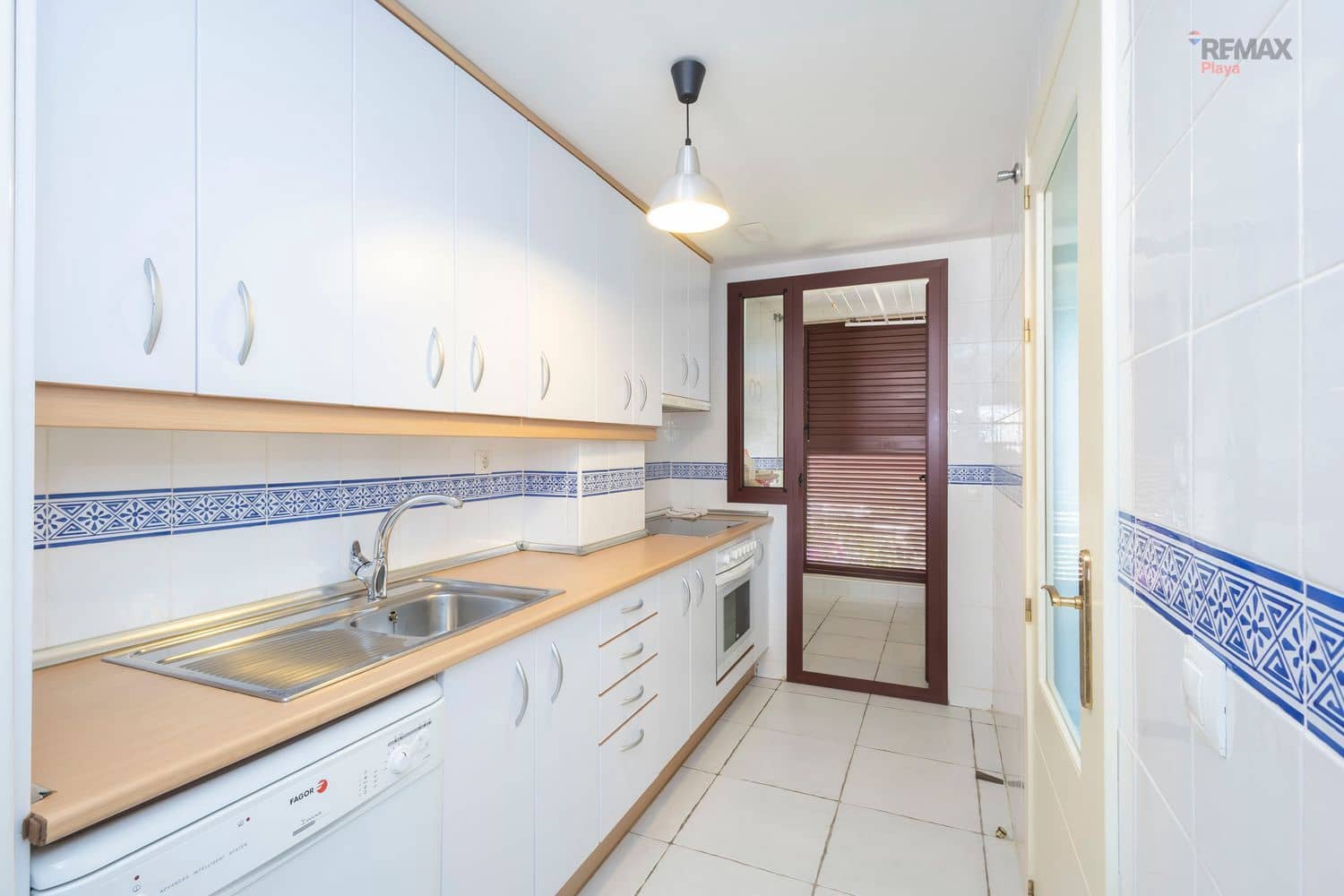 2 soverom Leilighet til salgs i Vera med svømmebasseng garasje - € 283 000 (Ref: 9902639)