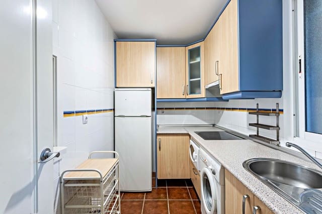 1 makuuhuone Huoneisto myytävänä paikassa Vera Playa Naturista, Vera mukana uima-altaan 
autotalli - 185 000 € (Ref: 9906794)
