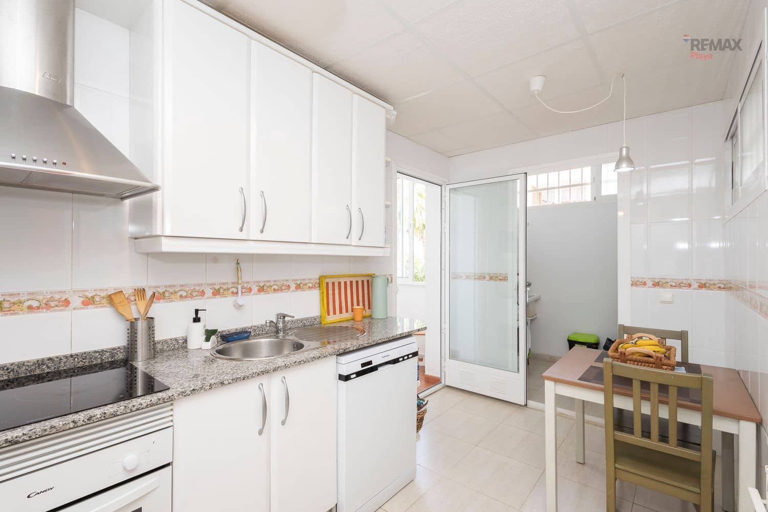 Apartamento de 2 habitaciones en Puerto del Rey en venta con piscina garaje - 249.000 € (Ref: 9919323)