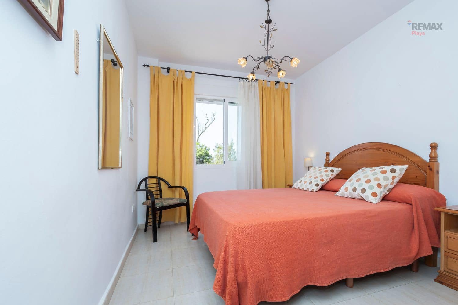Apartamento de 2 habitaciones en Puerto del Rey en venta con piscina garaje - 249.000 € (Ref: 9919323)