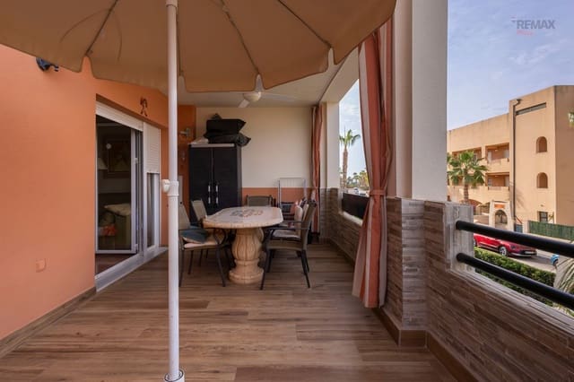 2 soveværelse Lejlighed til salg i Cala Marqués, Vera med swimmingpool garage - € 199.000 (Ref: 9932796)