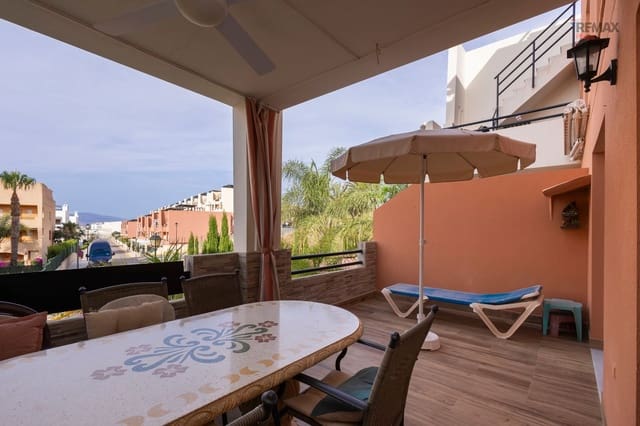 2 soveværelse Lejlighed til salg i Cala Marqués, Vera med swimmingpool garage - € 199.000 (Ref: 9932796)