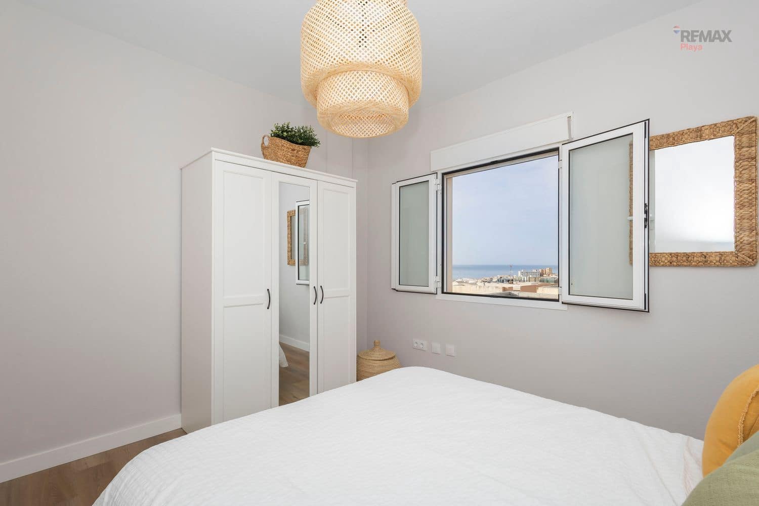 3 sypialnia Apartament na sprzedaż w Garrucha z garażem - 299 500 € (Ref: 9932797)