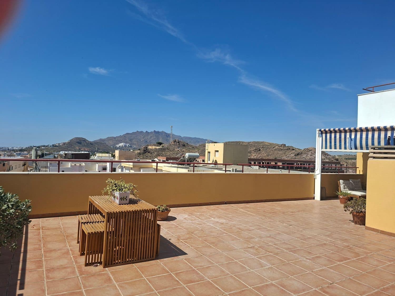 3 bedroom Apartment for sale in Garrucha with garage - € 284,900 (Ref: 9932797)