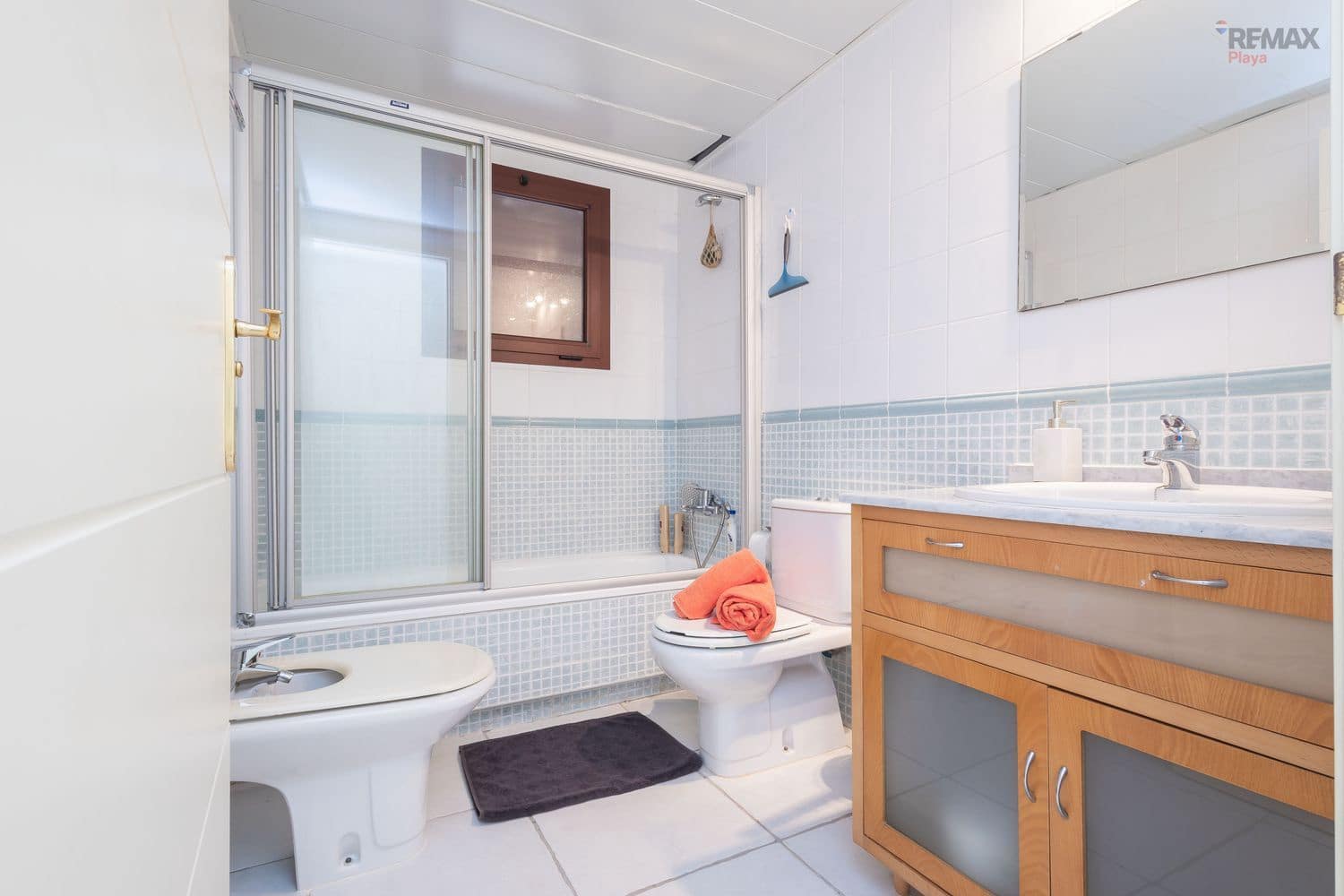 Apartamento de 3 habitaciones en Vera en venta con piscina garaje - 400.000 € (Ref: 9984236)