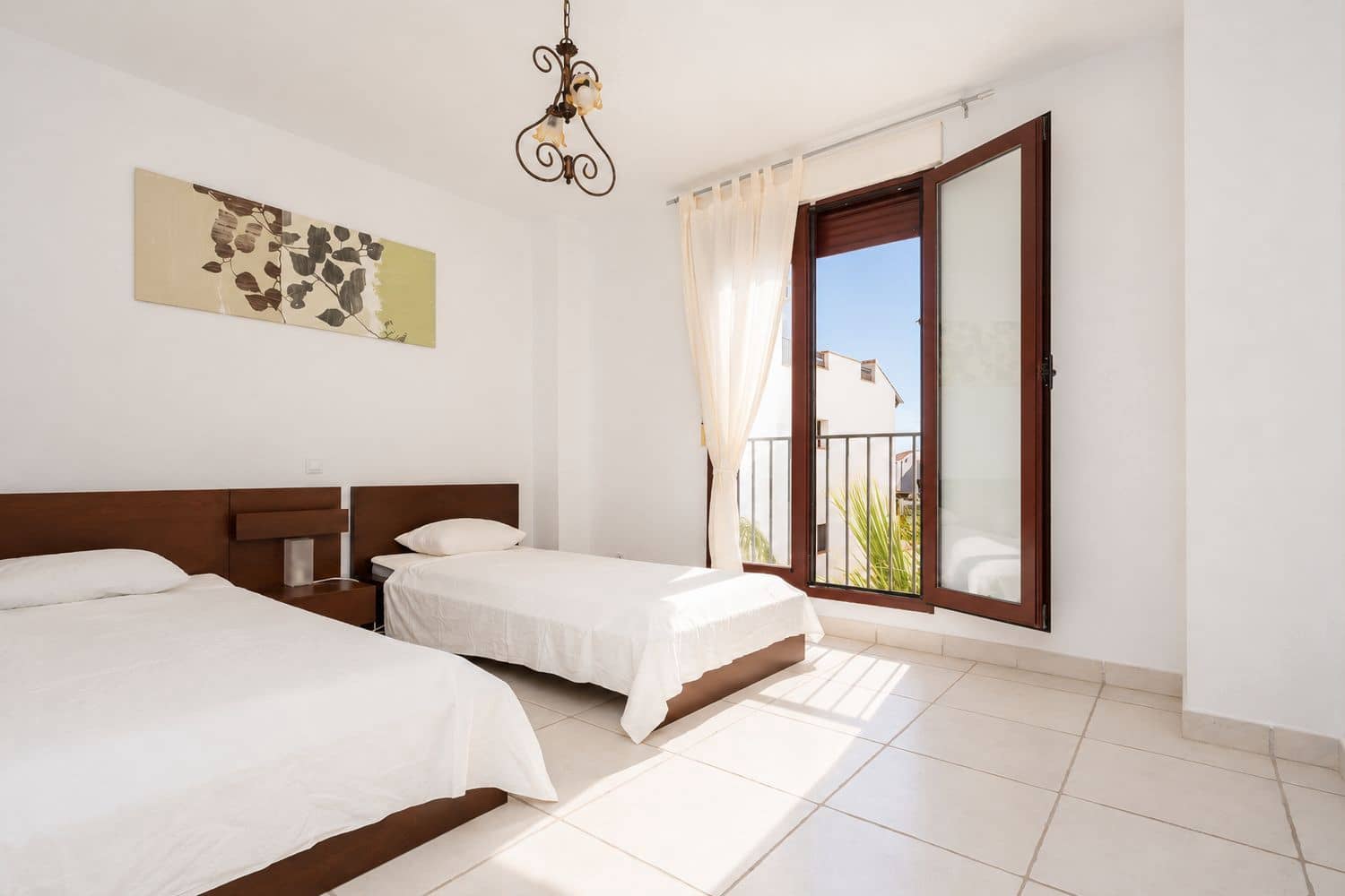 Apartamento de 3 habitaciones en Vera en venta con piscina garaje - 400.000 € (Ref: 9984236)