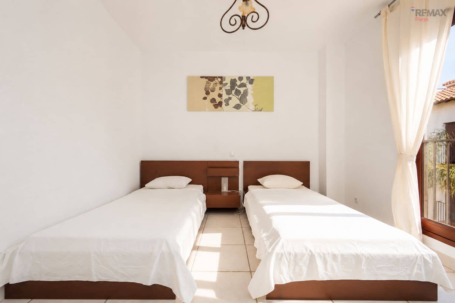 Apartamento de 3 habitaciones en Vera en venta con piscina garaje - 400.000 € (Ref: 9984236)