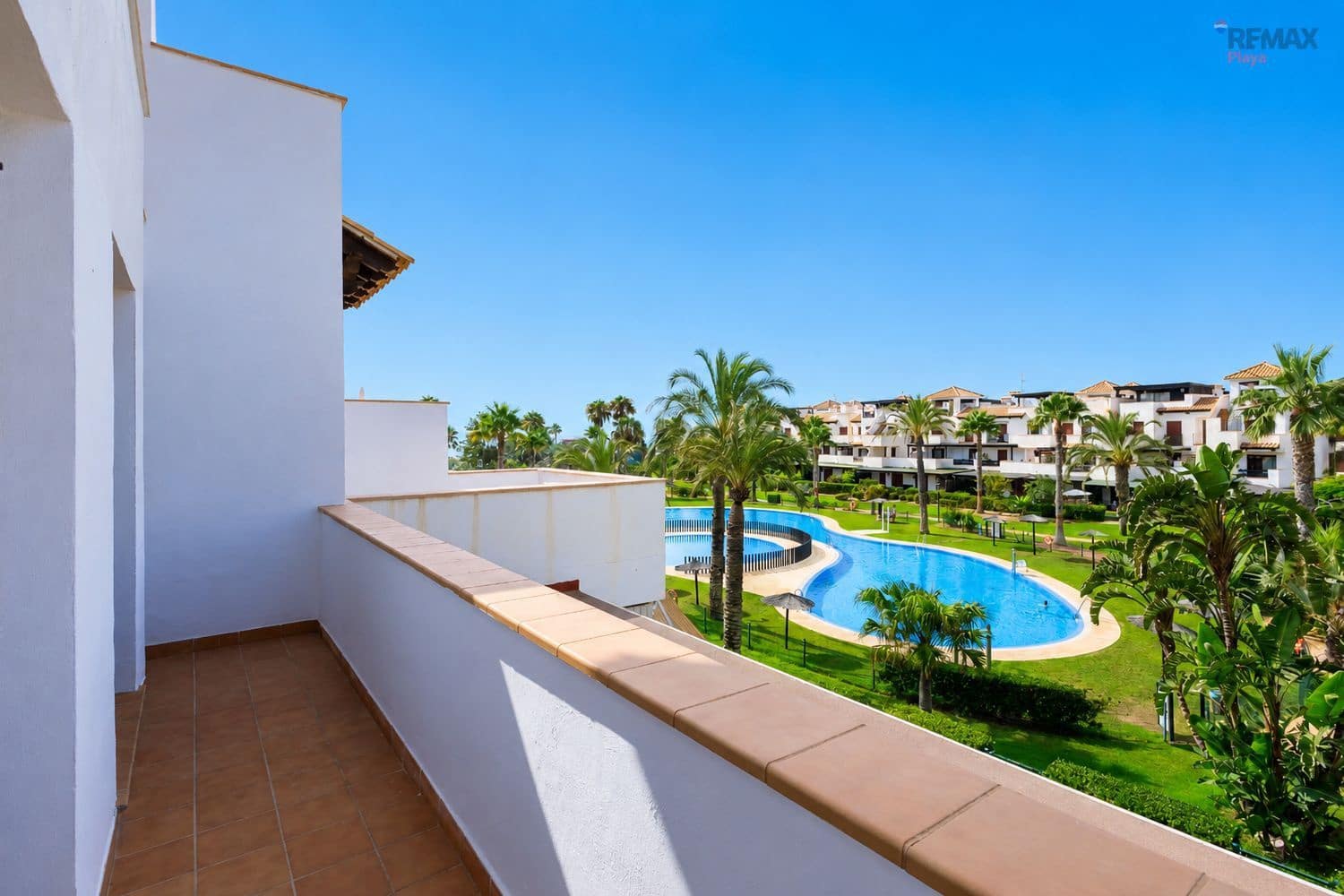 Apartamento de 3 habitaciones en Vera en venta con piscina garaje - 400.000 € (Ref: 9984236)