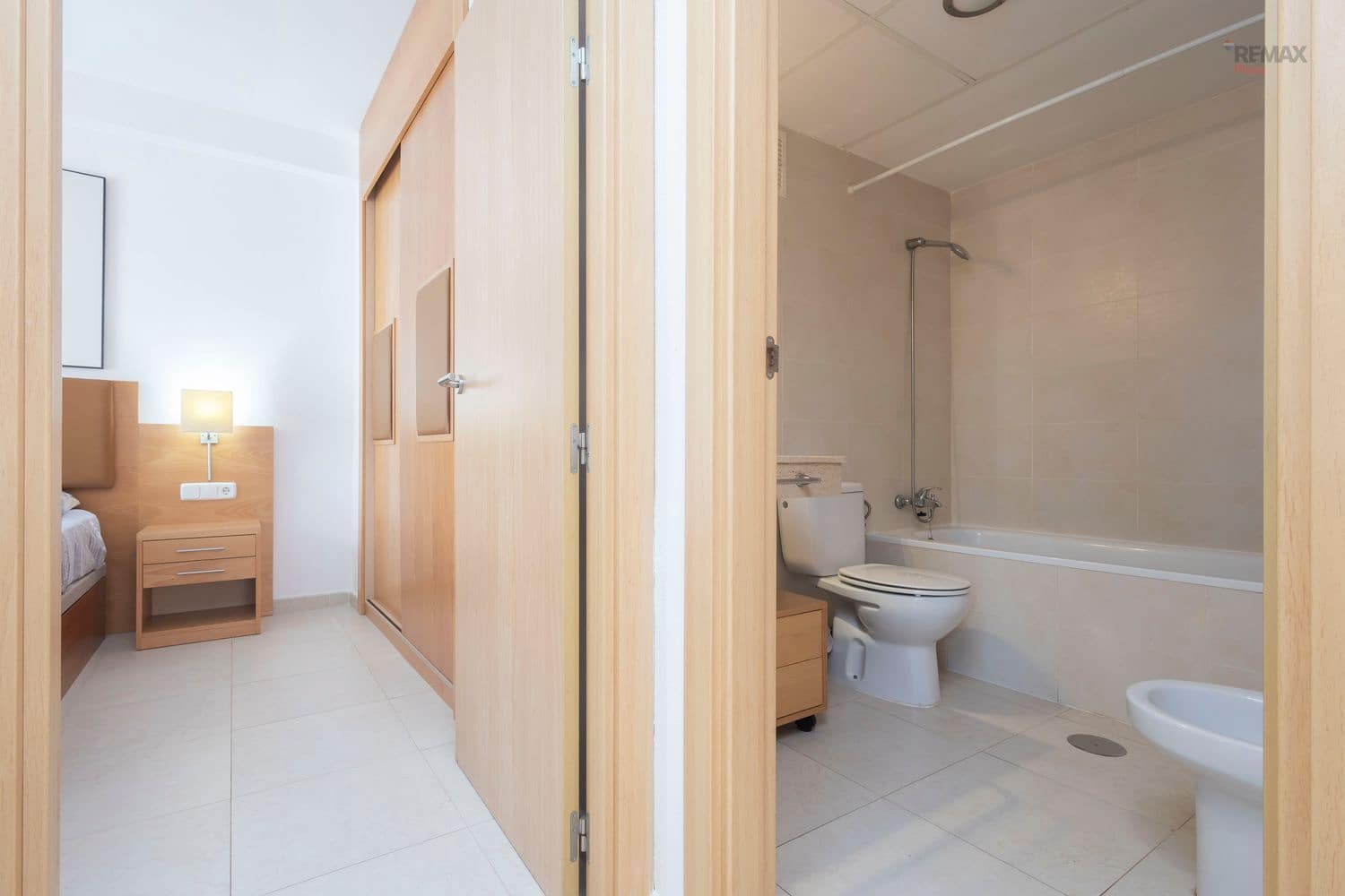 Apartamento de 2 habitaciones en Vera en venta con piscina garaje - 164.900 € (Ref: 9996534)