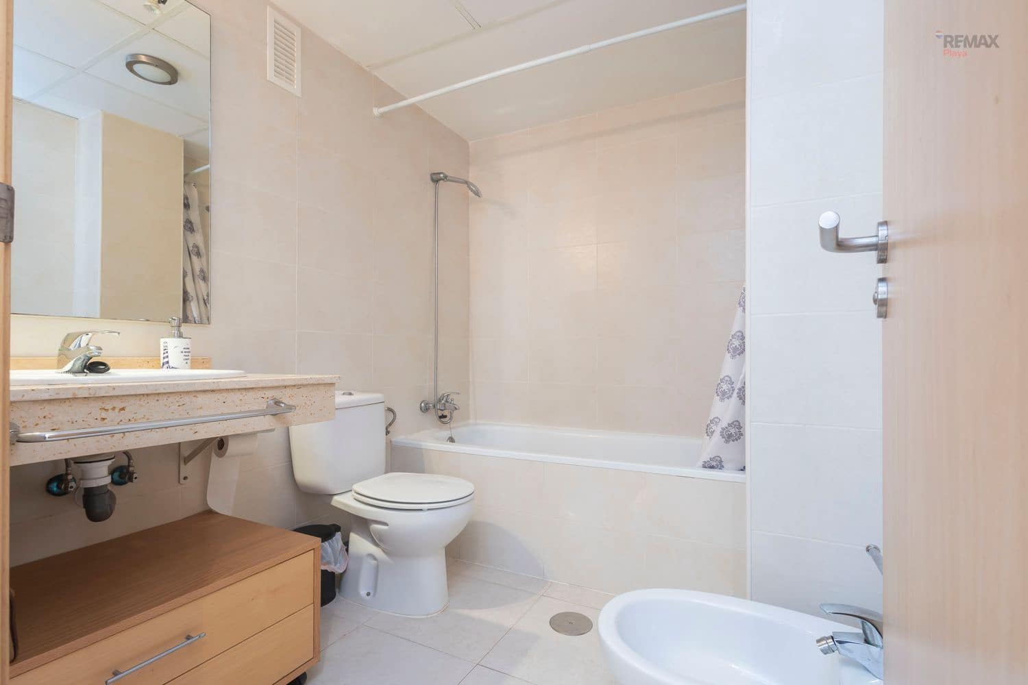 Apartamento de 2 habitaciones en Vera en venta con piscina garaje - 164.900 € (Ref: 9996534)