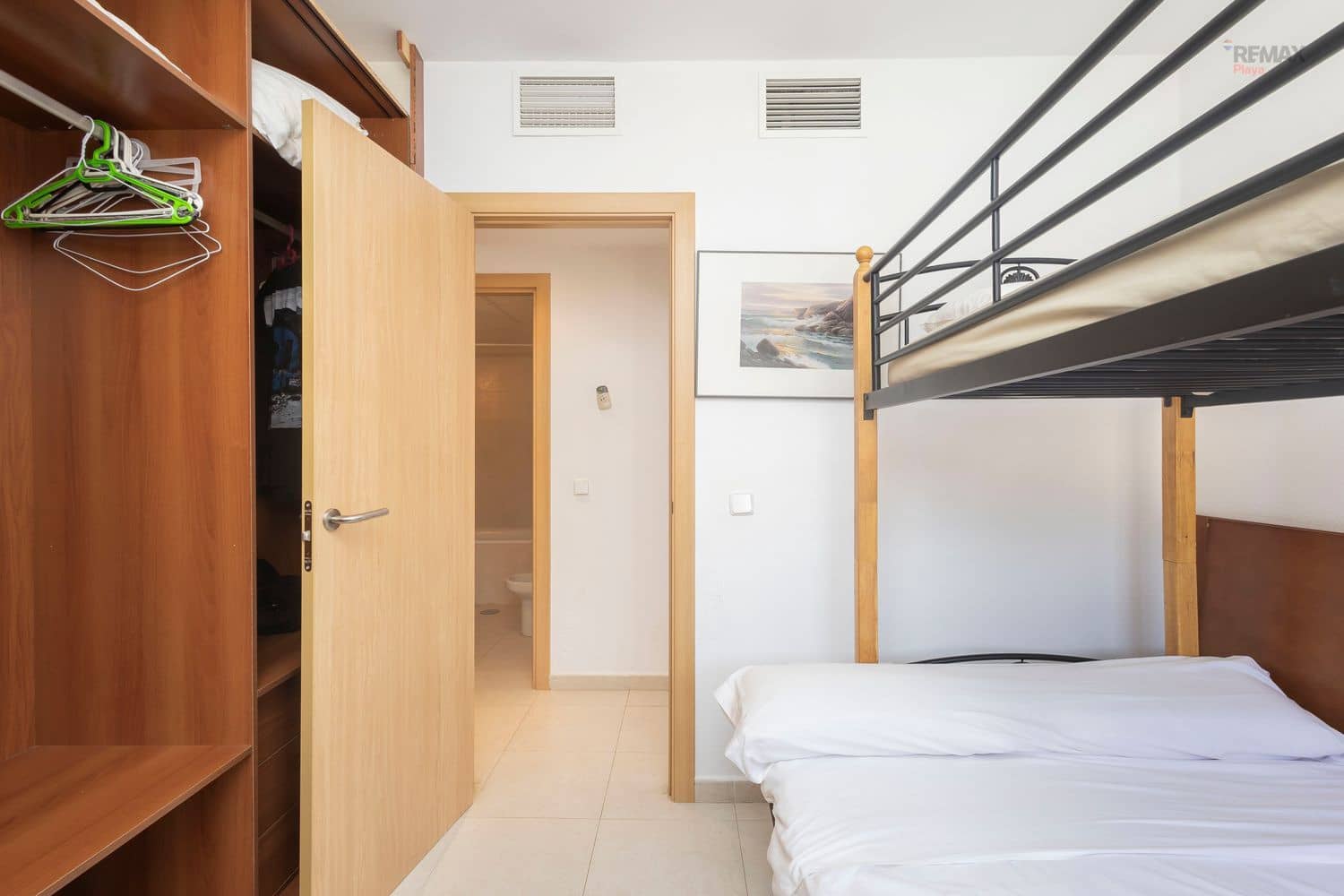 Apartamento de 2 habitaciones en Vera en venta con piscina garaje - 164.900 € (Ref: 9996534)