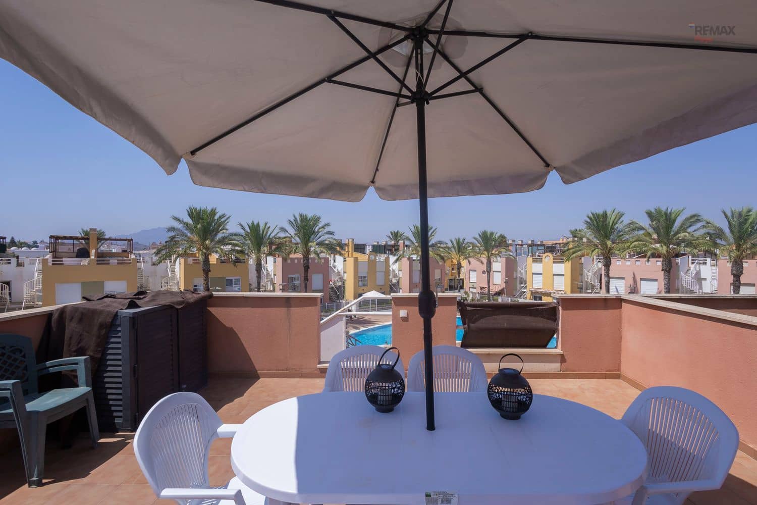 Apartamento de 2 habitaciones en Vera en venta con piscina garaje - 164.900 € (Ref: 9996534)