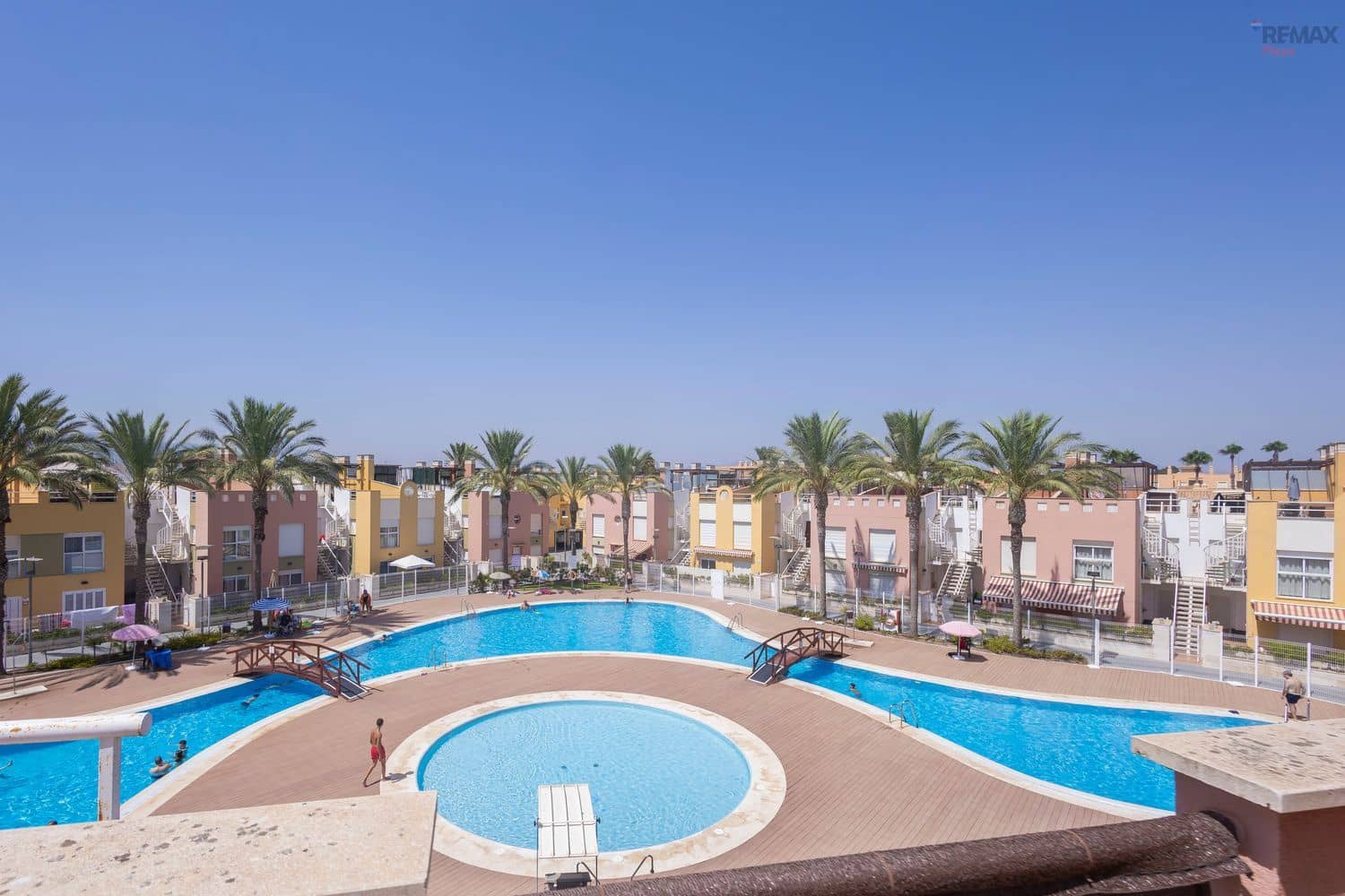 Apartamento de 2 habitaciones en Vera en venta con piscina garaje - 164.900 € (Ref: 9996534)