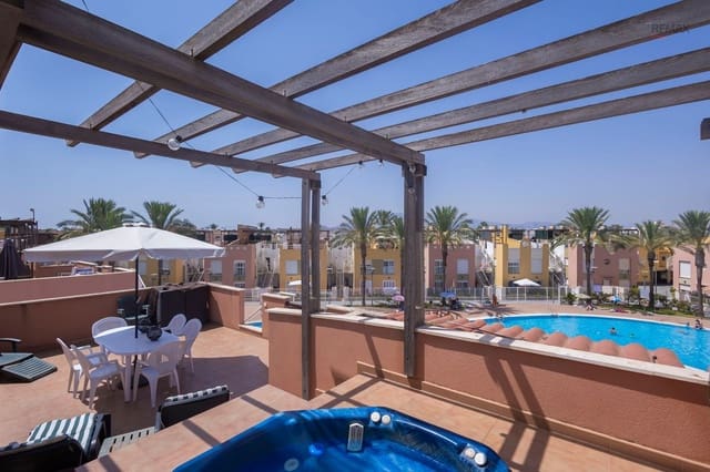 Apartamento de 2 habitaciones en Las Marinas - Pueblo Laguna, Vera en venta con piscina garaje - 164.900 € (Ref: 9996534)