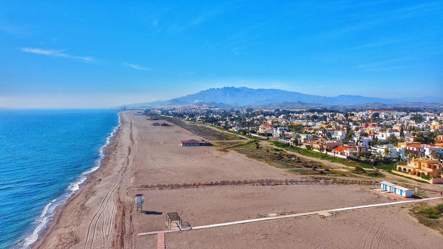 Apartamento de 2 habitaciones en Vera en venta con piscina garaje - 164.900 € (Ref: 9996534)