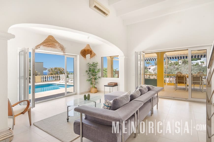 4 soveværelse Villa til salg i Son Bou med swimmingpool - € 1.300.000 (Ref: 8495722)