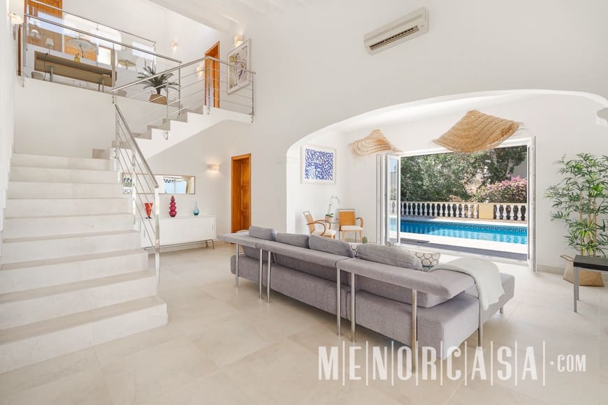 4 soveværelse Villa til salg i Son Bou med swimmingpool - € 1.300.000 (Ref: 8495722)