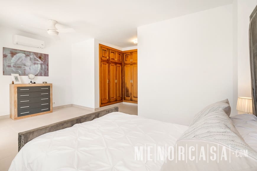 4 soveværelse Villa til salg i Cala Llonga med swimmingpool garage - € 1.450.000 (Ref: 8552278)