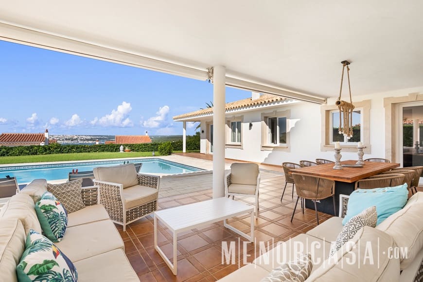 4 soveværelse Villa til salg i Cala Llonga med swimmingpool garage - € 1.450.000 (Ref: 8552278)