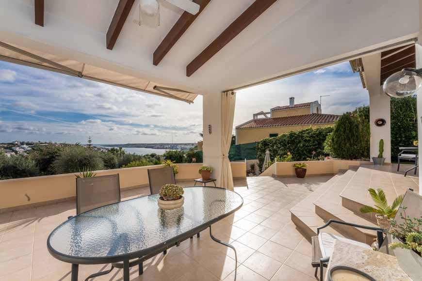4 soveværelse Villa til salg i Cala Llonga med swimmingpool garage - € 1.250.000 (Ref: 8611355)
