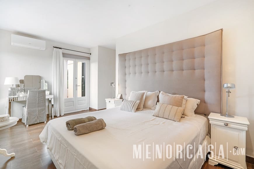 4 soveværelse Villa til salg i Cala Llonga med swimmingpool garage - € 1.250.000 (Ref: 8611355)