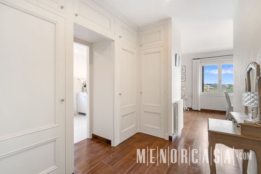 4 soveværelse Villa til salg i Cala Llonga med swimmingpool garage - € 1.250.000 (Ref: 8611355)