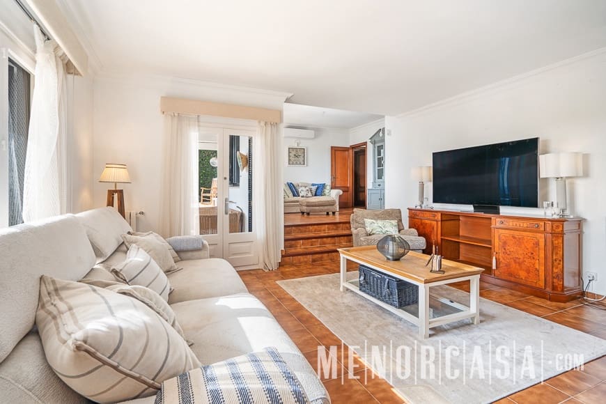 4 soveværelse Villa til salg i Cala Llonga med swimmingpool garage - € 1.250.000 (Ref: 8611355)